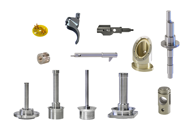 Verschiedene gefertigte Komponenten der Branche Wehrtechnik